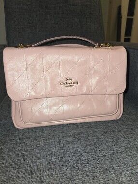 Coach Outlet Elodie Crossbody Bag With Quilting-Carnation